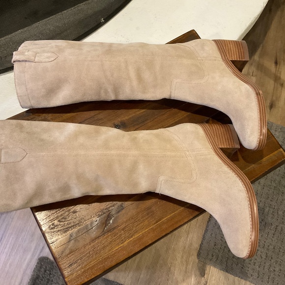 Hecee Block Heel Tailored Leather Boots Tan Suede Size 6.5 - Picture 4 of 10